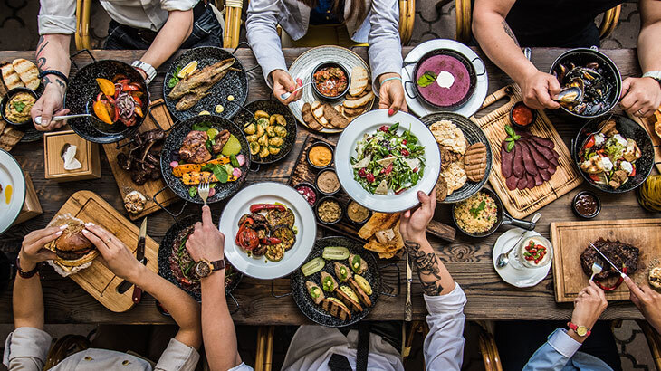 KURBAN BAYRAMINDA BESLENME: SAĞLIKLI SEÇİMLERLE KEYİFLİ BİR TATİL kurban bayraminda sagliginizdan olmayin 2237 1